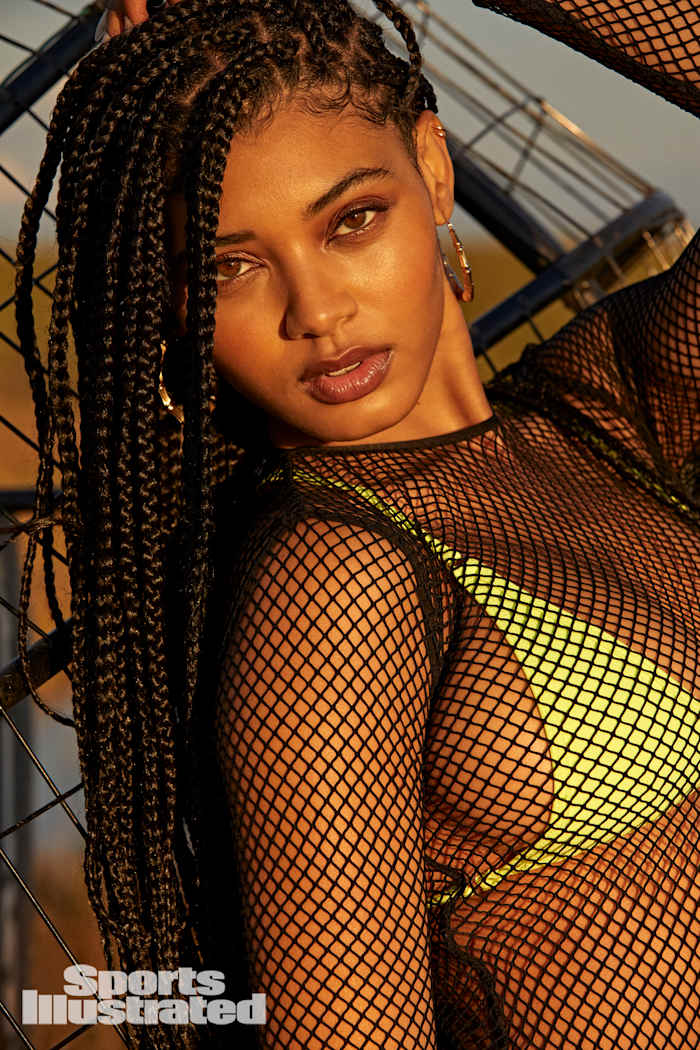 X163502_TK5_00276WMweb